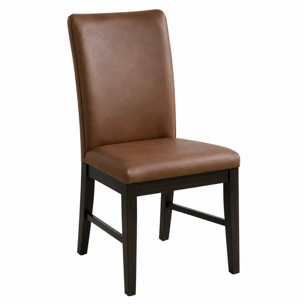 Chaise en bois et similicuir marron