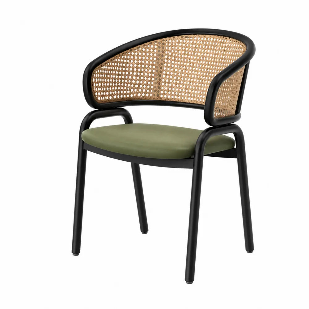 Chaise en métal noir avec dossier en rotin et siège en tissu vert